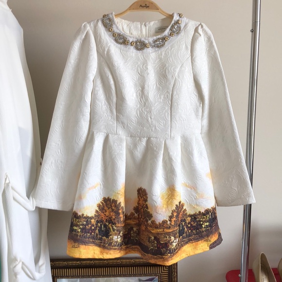 White Antique Mini dress - Picture 1 of 8